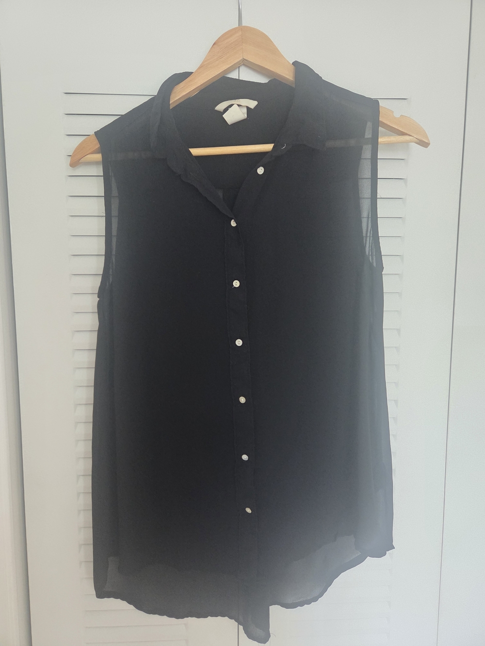 H&M Black Sleeveless Sheer Button-Down Blouse